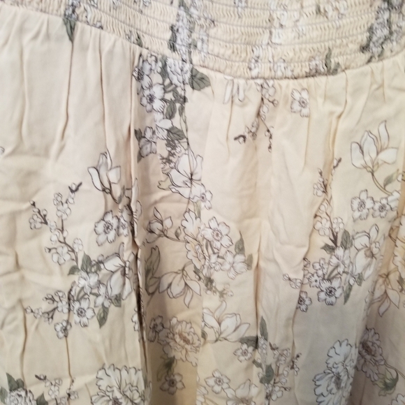 Torrid Floral Print Smocked Top Tank Dress  - Size 2 - Picture 5 of 7